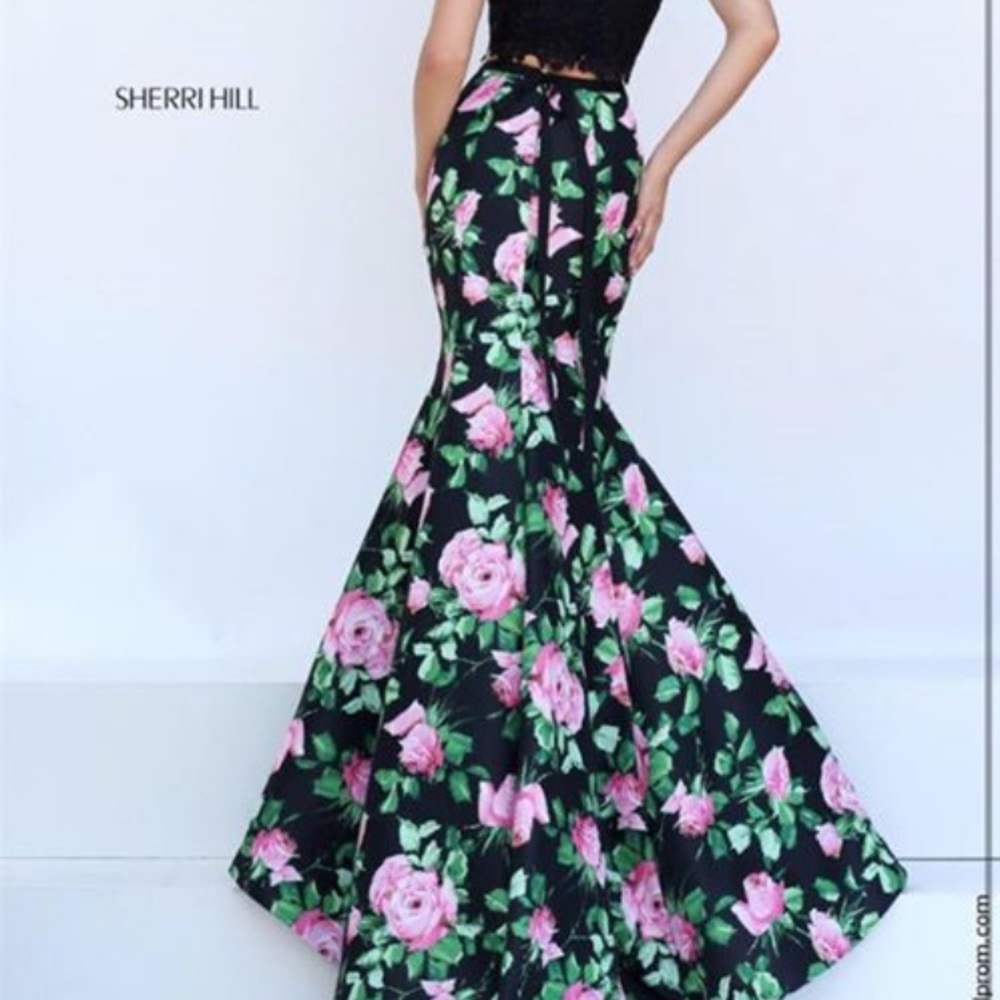 Sherri Hill Prom Dress